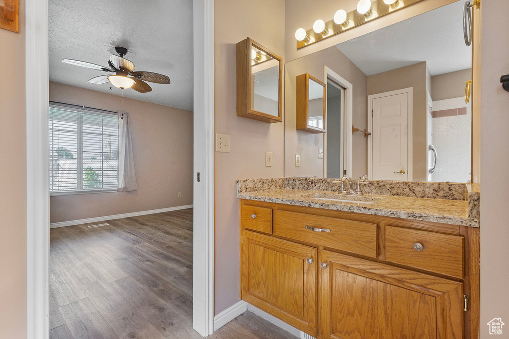 5573 S 2150 W Roy, UT 84067