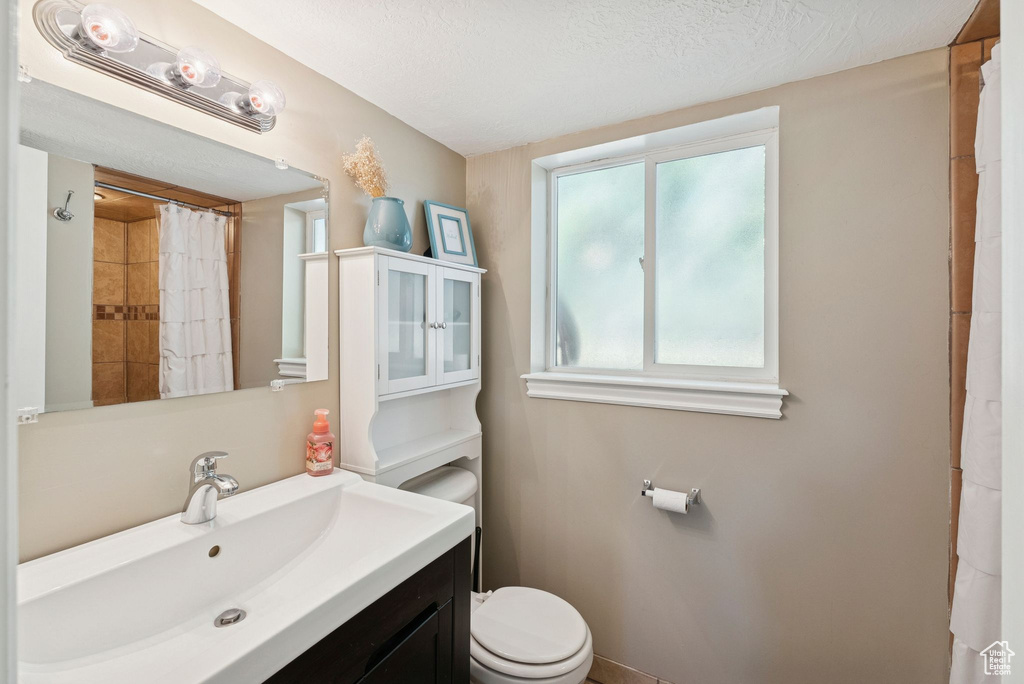 593 KIMBALL DR Layton, UT 84041