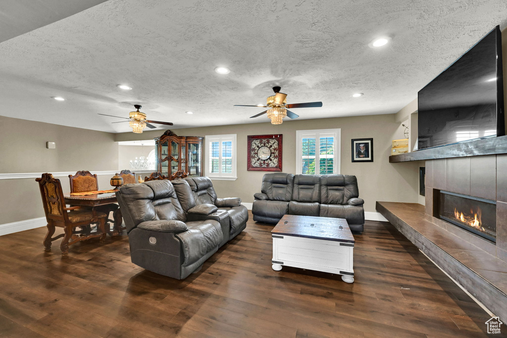 4370 W 1500 N Plain City, UT 84404