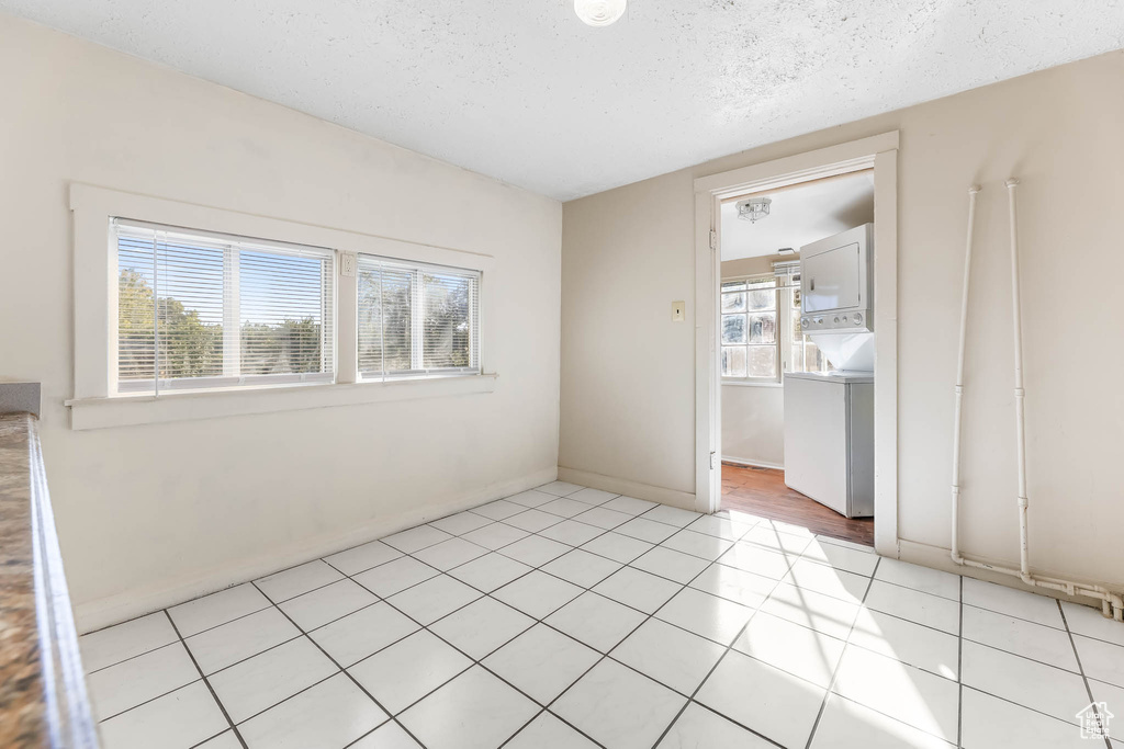 93 E 300 N Farmington, UT 84025