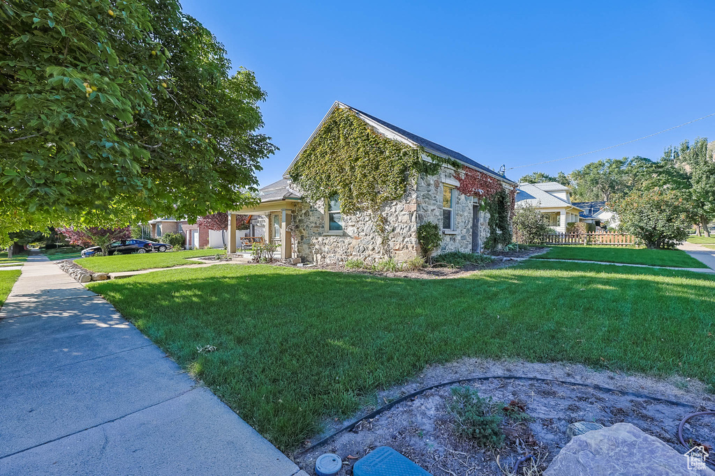 93 E 300 N Farmington, UT 84025