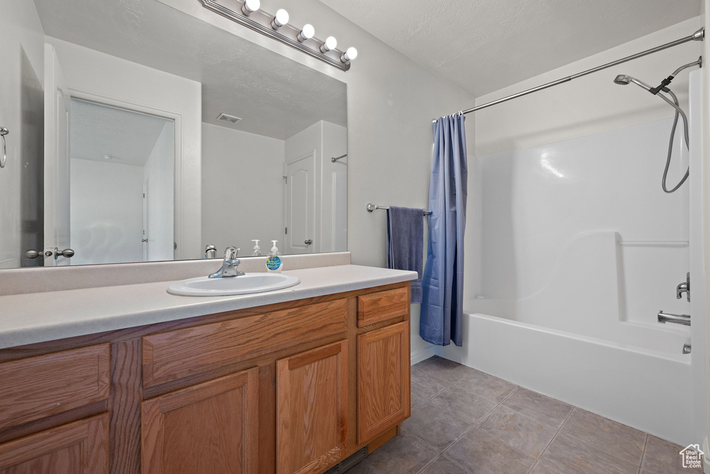 749 N DEVONSHIRE DR Saratoga Springs, UT 84045