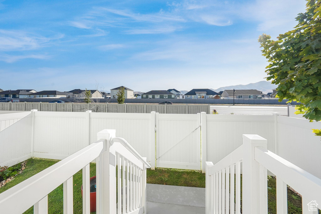 5214 N FOLKSTONE DR Eagle Mountain, UT 84005