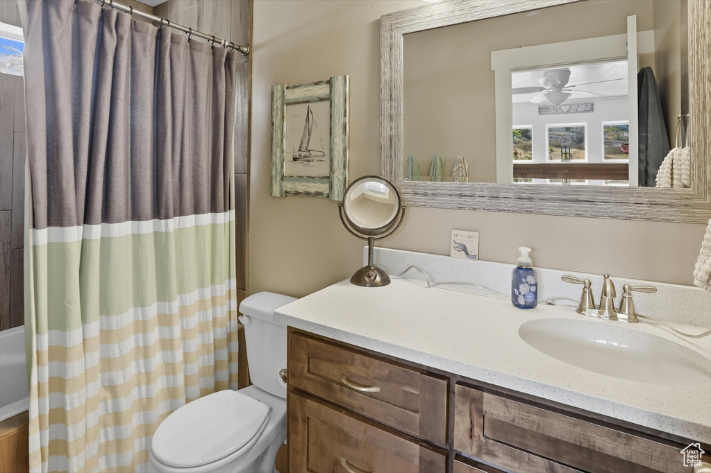 Photo 17 for MLS #2112622 at 825 N Buffsilt Ct