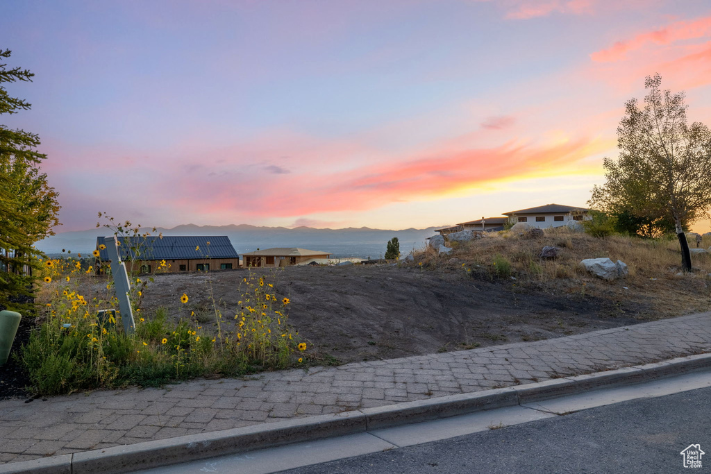 7088 S CITY VIEW DR Cottonwood Heights, UT 84121