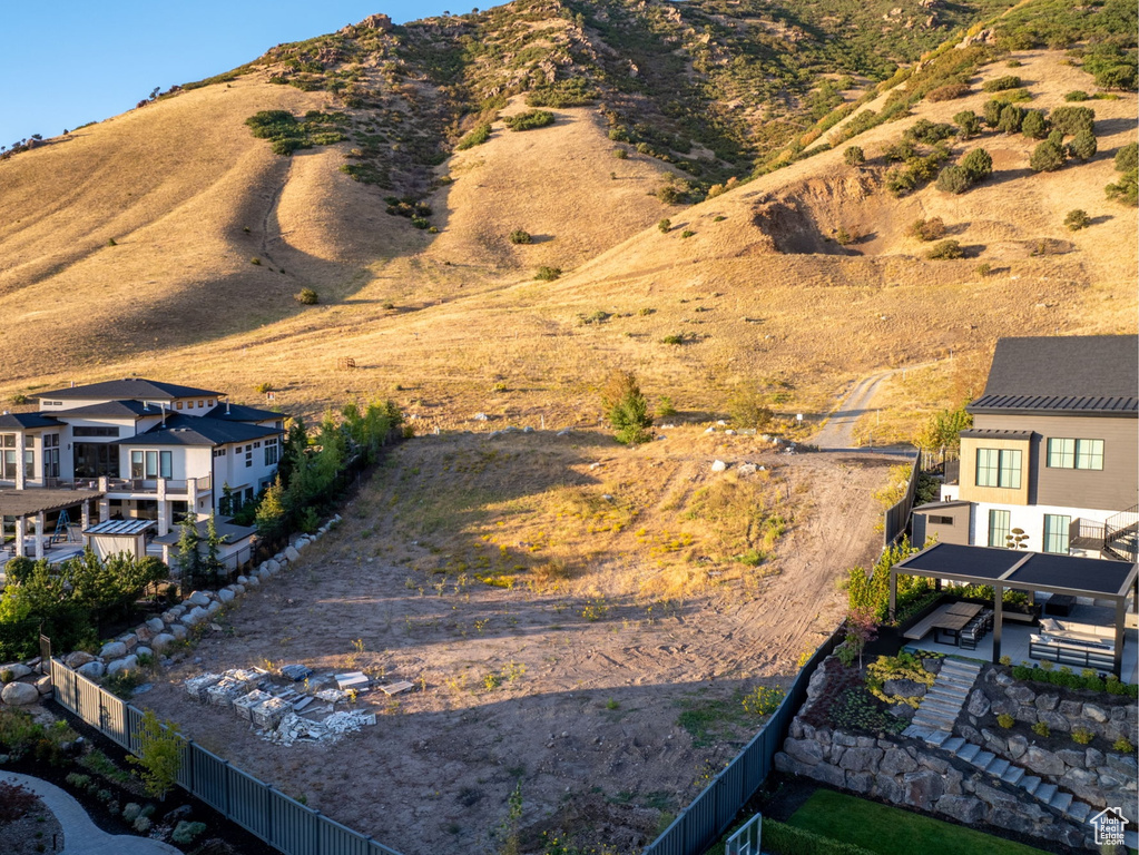 7088 S CITY VIEW DR Cottonwood Heights, UT 84121