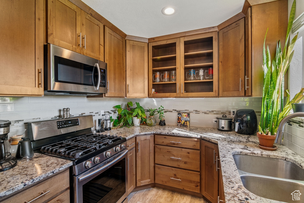 Photo 7 for MLS #2112630 at 7723 S Briarsprings Dr