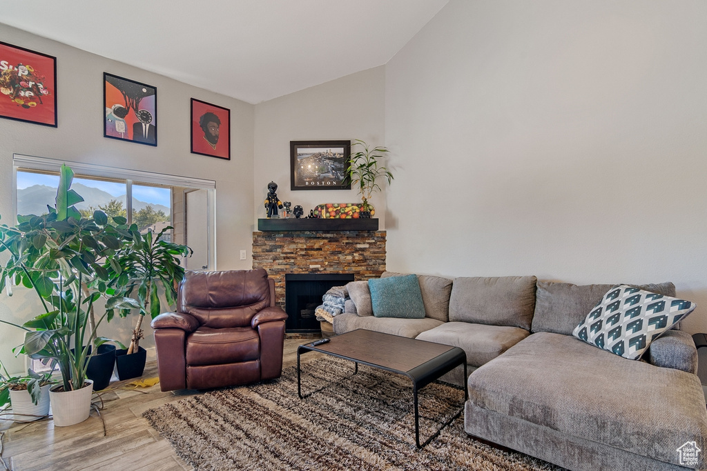 Photo 6 for MLS #2112630 at 7723 S Briarsprings Dr