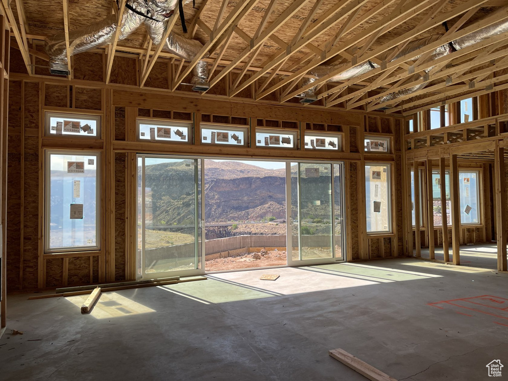 Photo 4 for MLS #2112632 at 1178 N Florence Cir