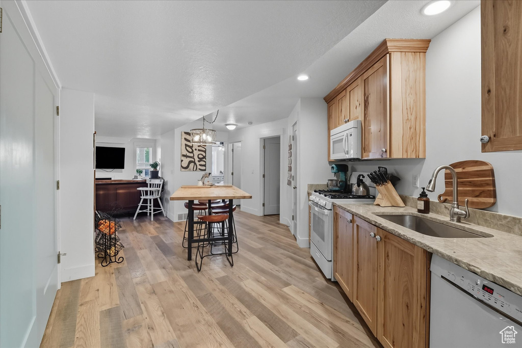 Photo 43 for MLS #2112634 at 164 E 200 South
