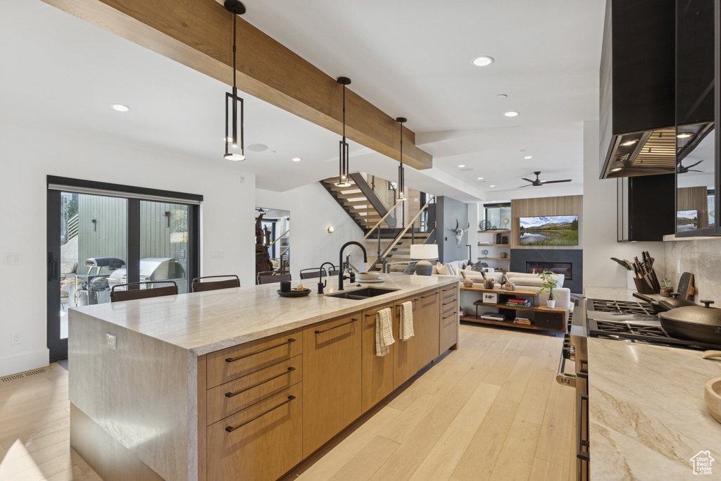 755 ROSSIE HILL DR Park City, UT 84060
