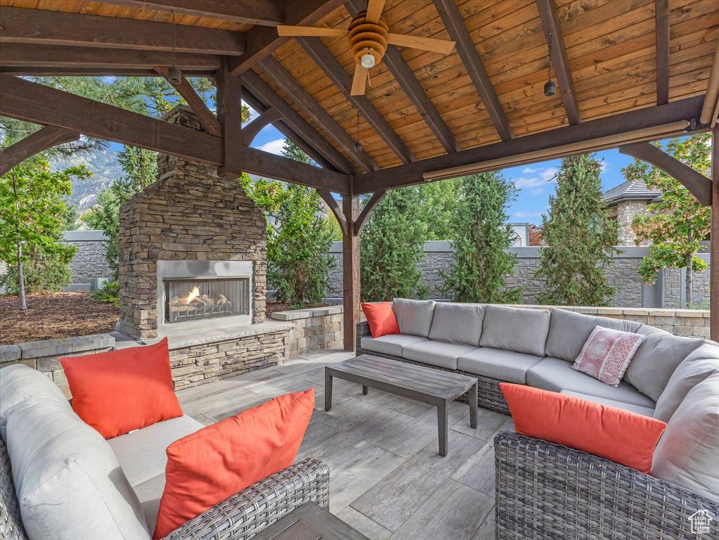 1 WANDERWOOD WAY Sandy, UT 84092