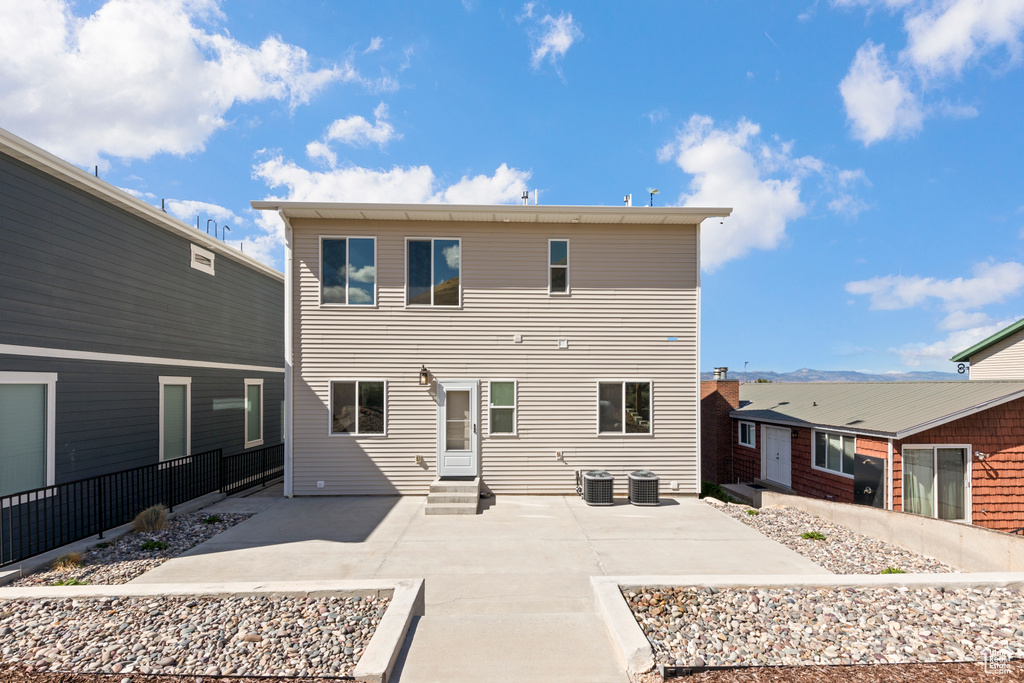 208 CHOKE CHERRY DR Saint Charles, ID 83272