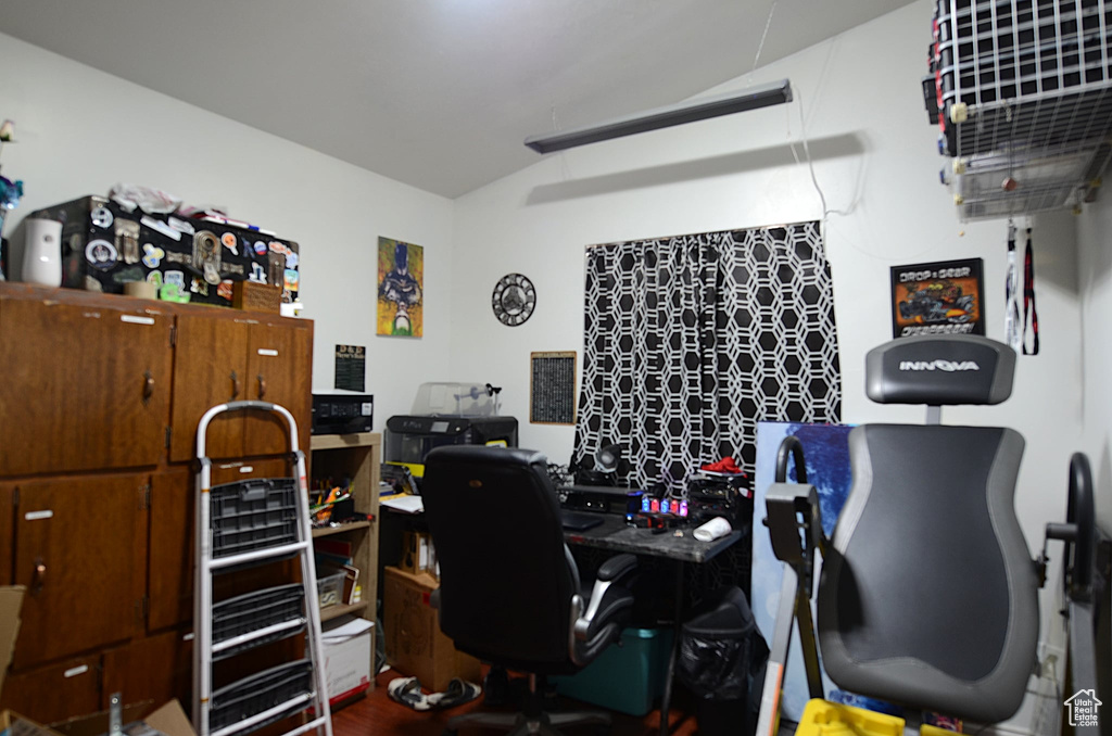 6223 W MILL VALLEY LN Salt Lake City, UT 84118