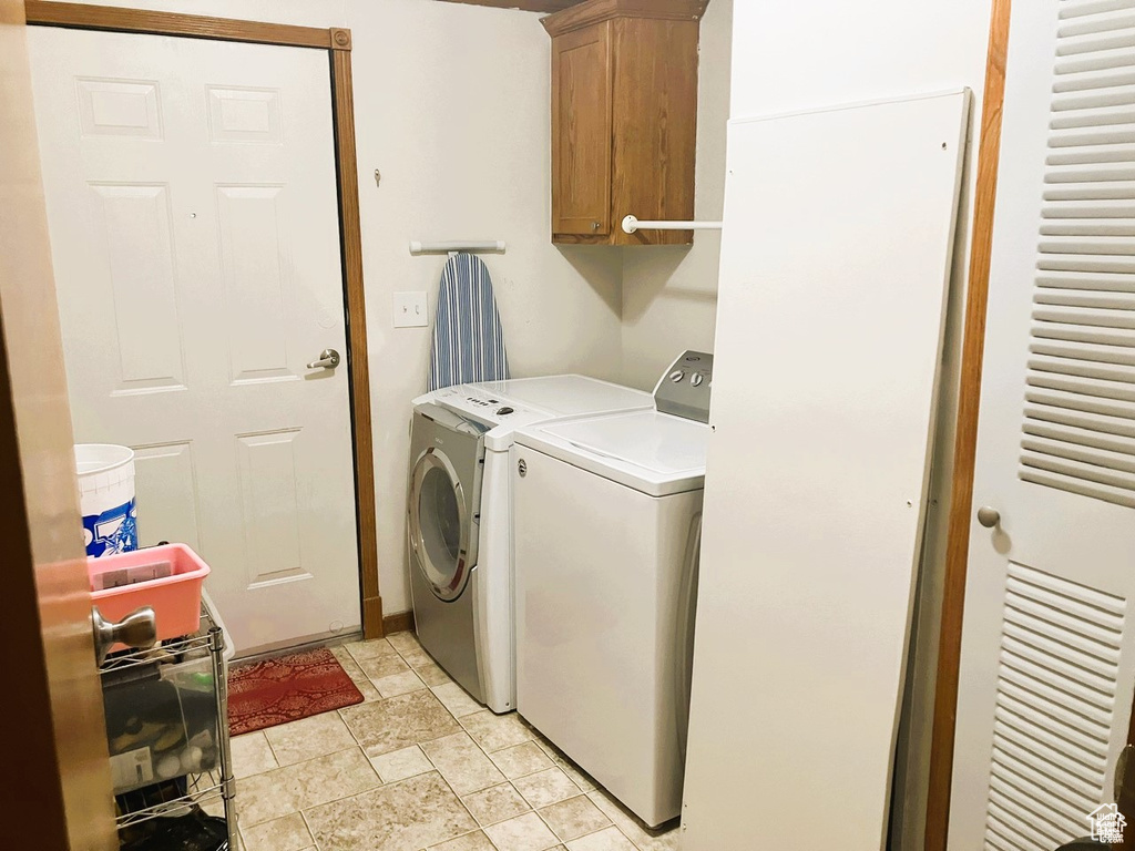 275 S MAPLE ST Wellington, UT 84542