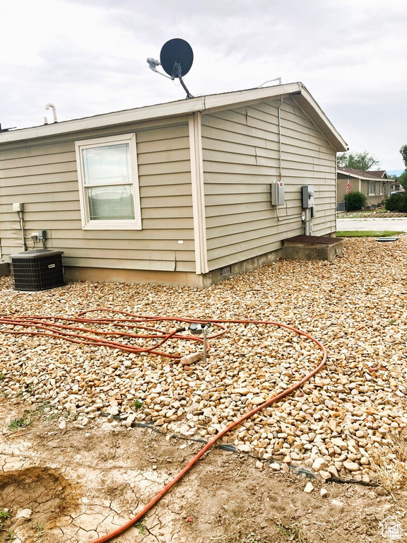 275 S MAPLE ST Wellington, UT 84542