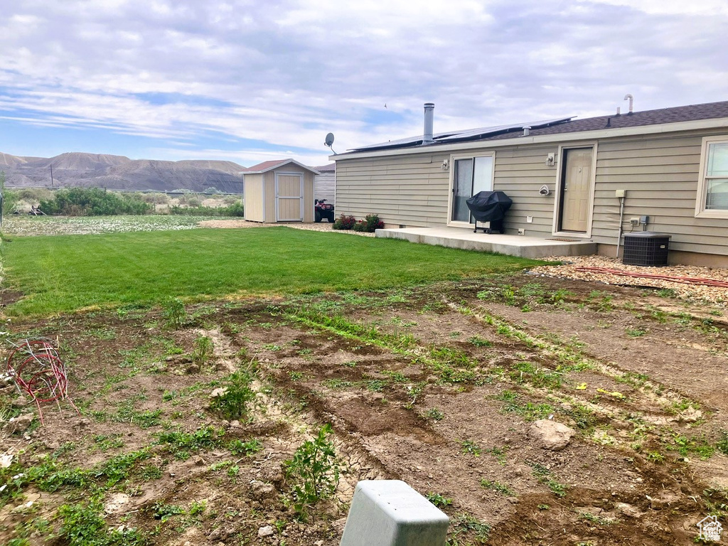 275 S MAPLE ST Wellington, UT 84542