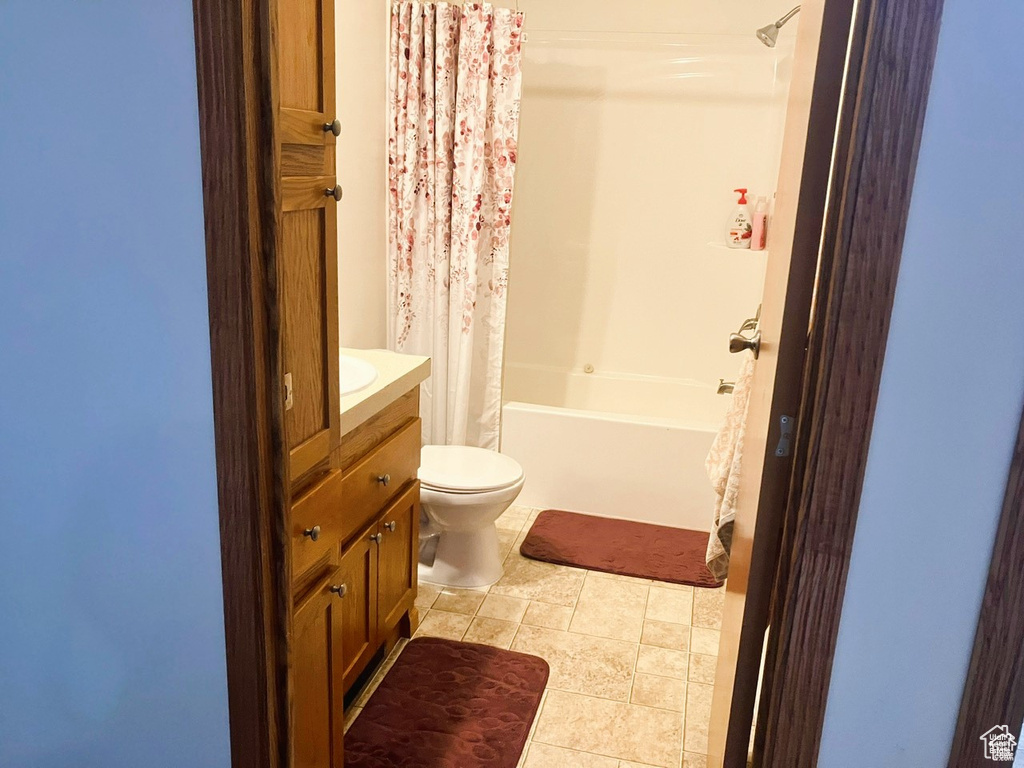 275 S MAPLE ST Wellington, UT 84542