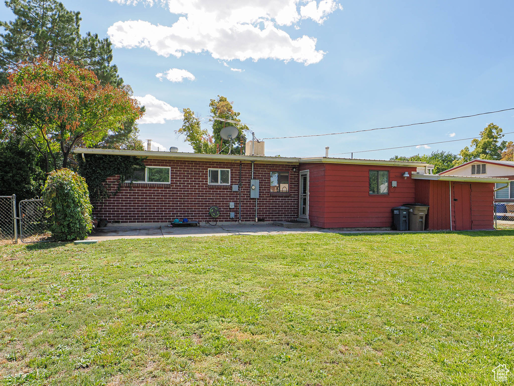 1366 W DUPONT AVE Salt Lake City, UT 84116
