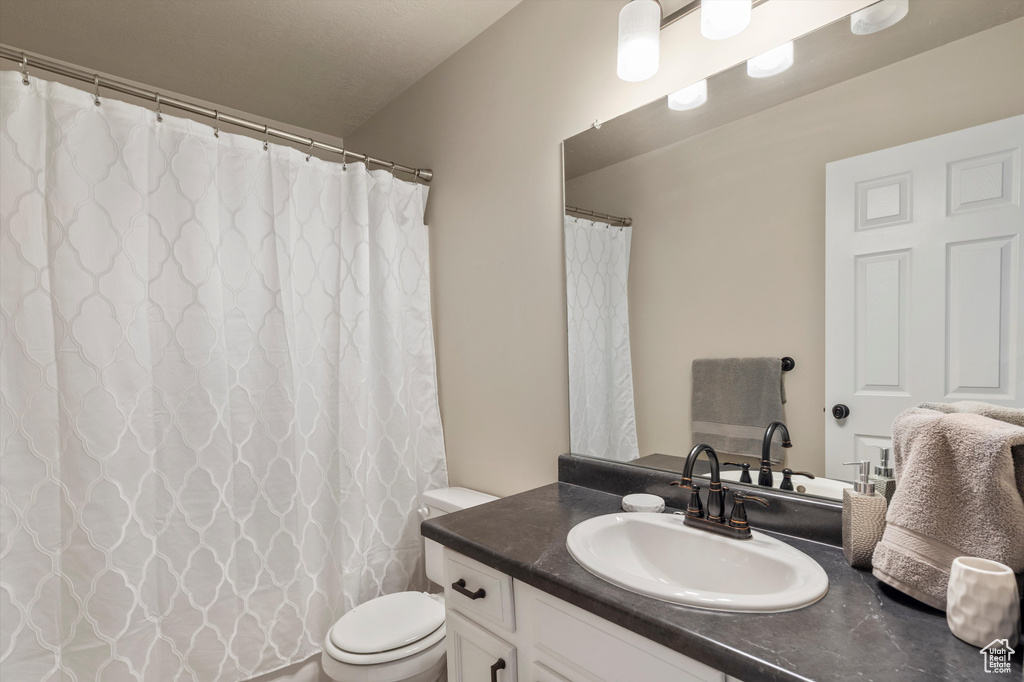 5116 S 4300 W Hooper, UT 84315