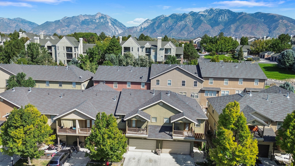 10997 S MAPLE FOREST WAY South Jordan, UT 84095