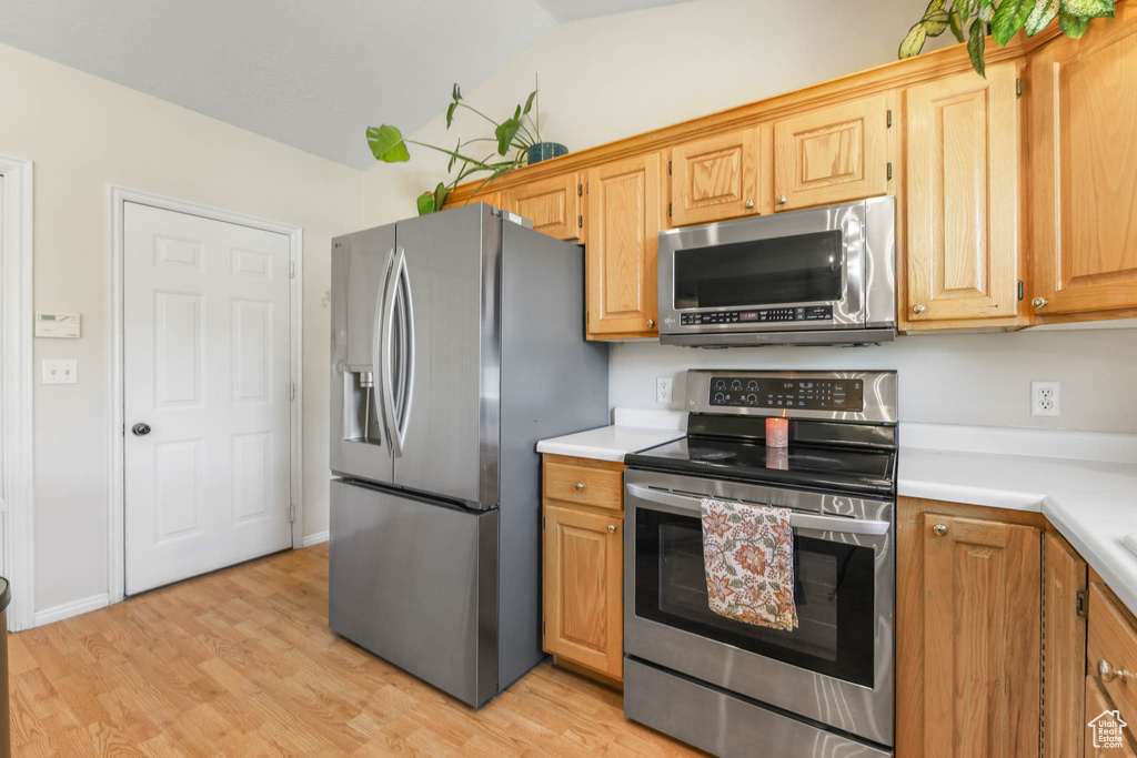2065 E AUTUMN ST Eagle Mountain, UT 84005