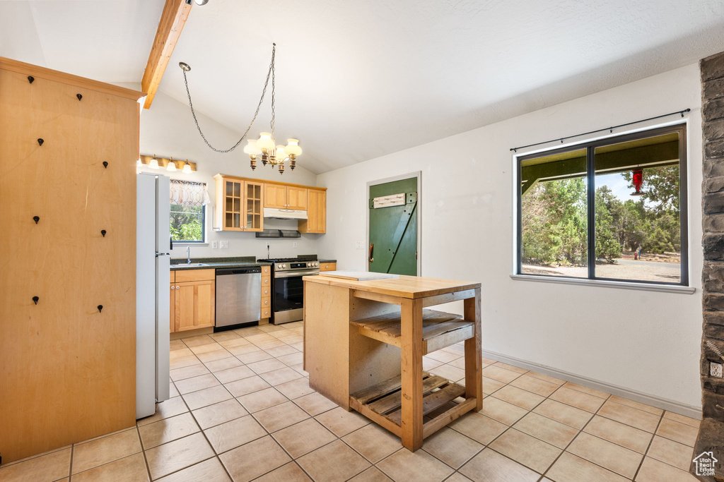 Photo 13 for MLS #2112697 at 171 E Orchard