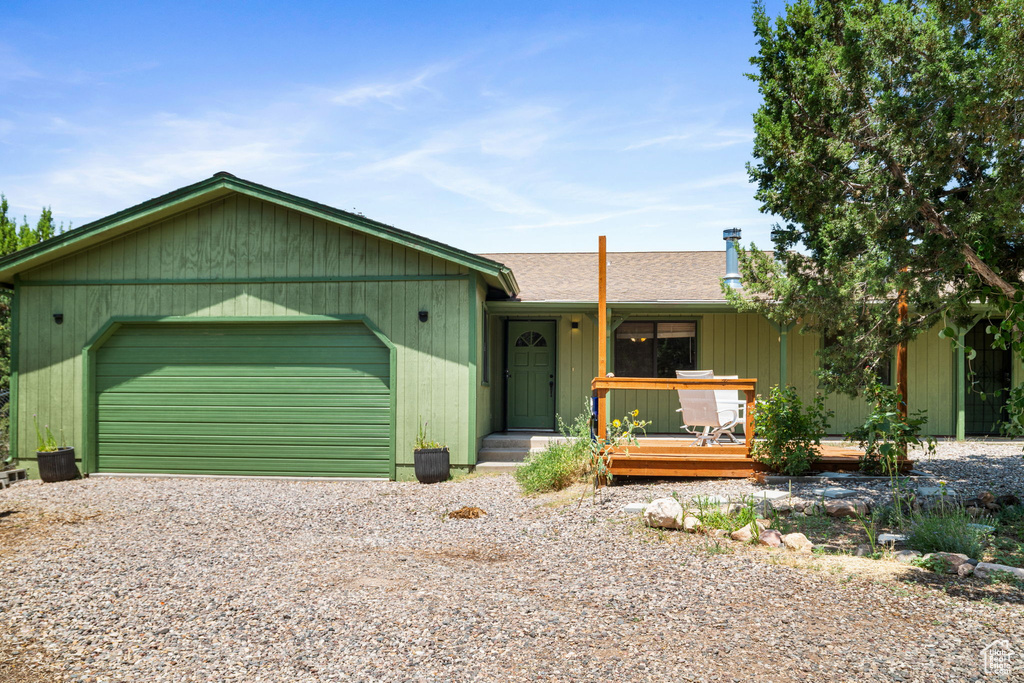 Photo 3 for MLS #2112697 at 171 E Orchard