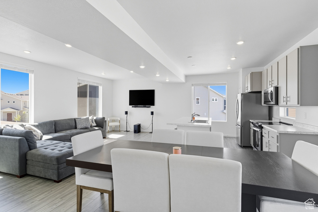 62 E STROLL AVE Saratoga Springs, UT 84045