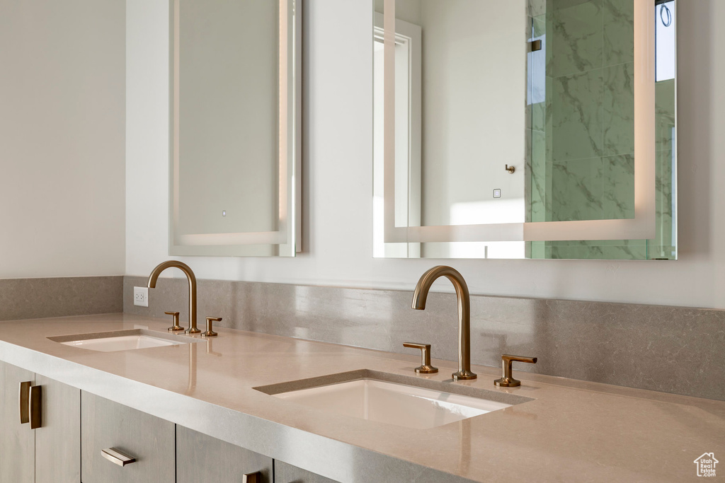 3376 WAPITI CANYON RD Park City, UT 84098