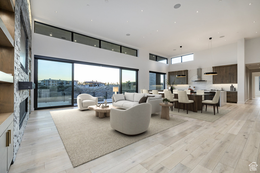 3376 WAPITI CANYON RD Park City, UT 84098