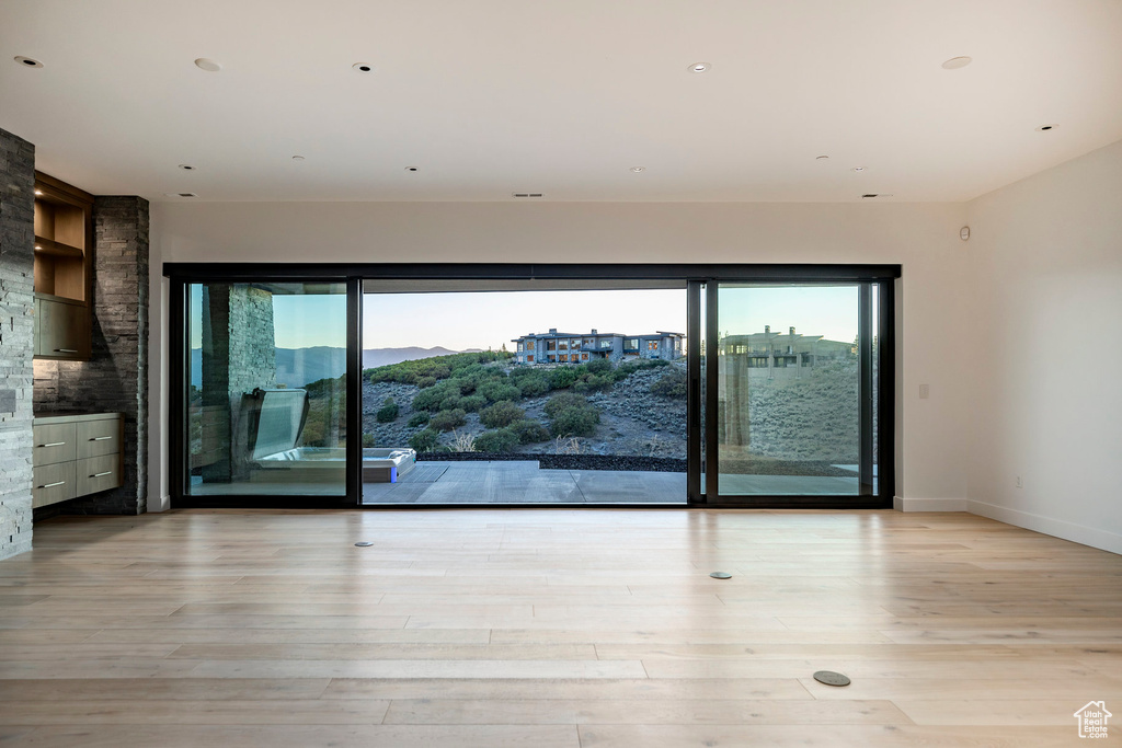 3376 WAPITI CANYON RD Park City, UT 84098