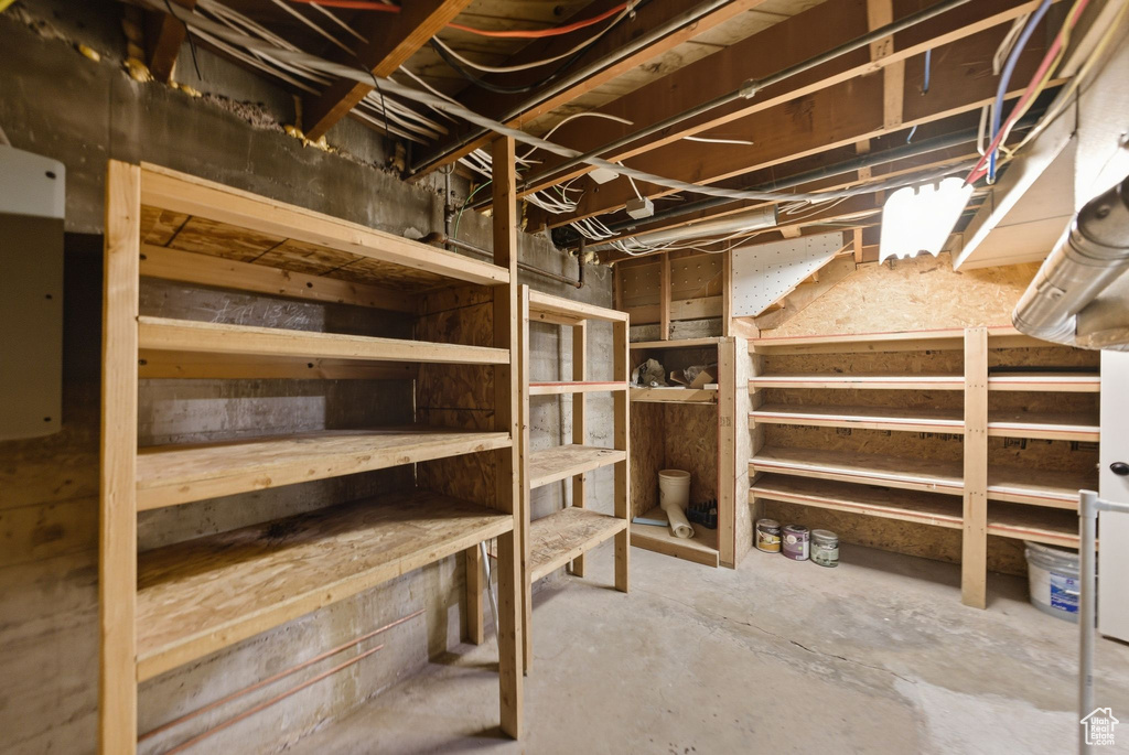 143 W 300 N Lehi, UT 84043