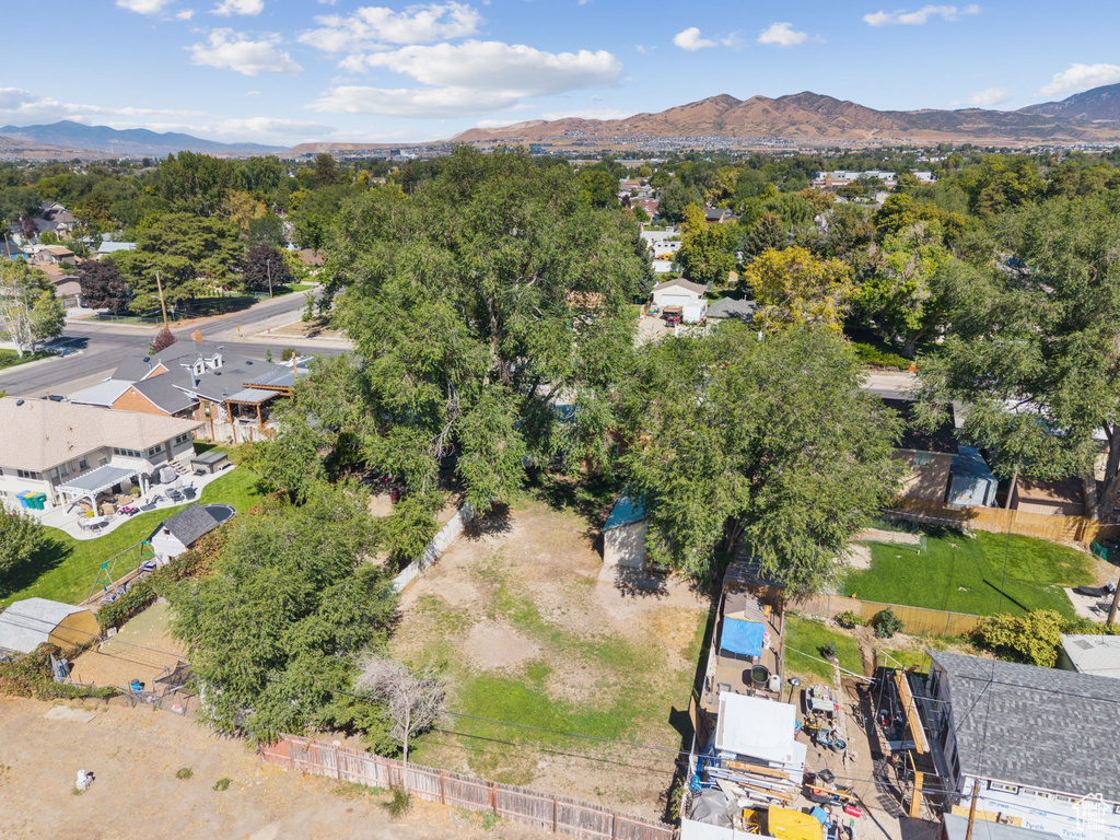 143 W 300 N Lehi, UT 84043