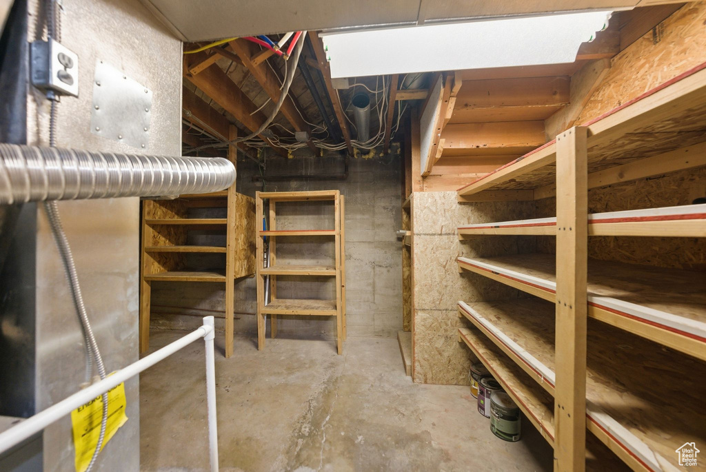 143 W 300 N Lehi, UT 84043