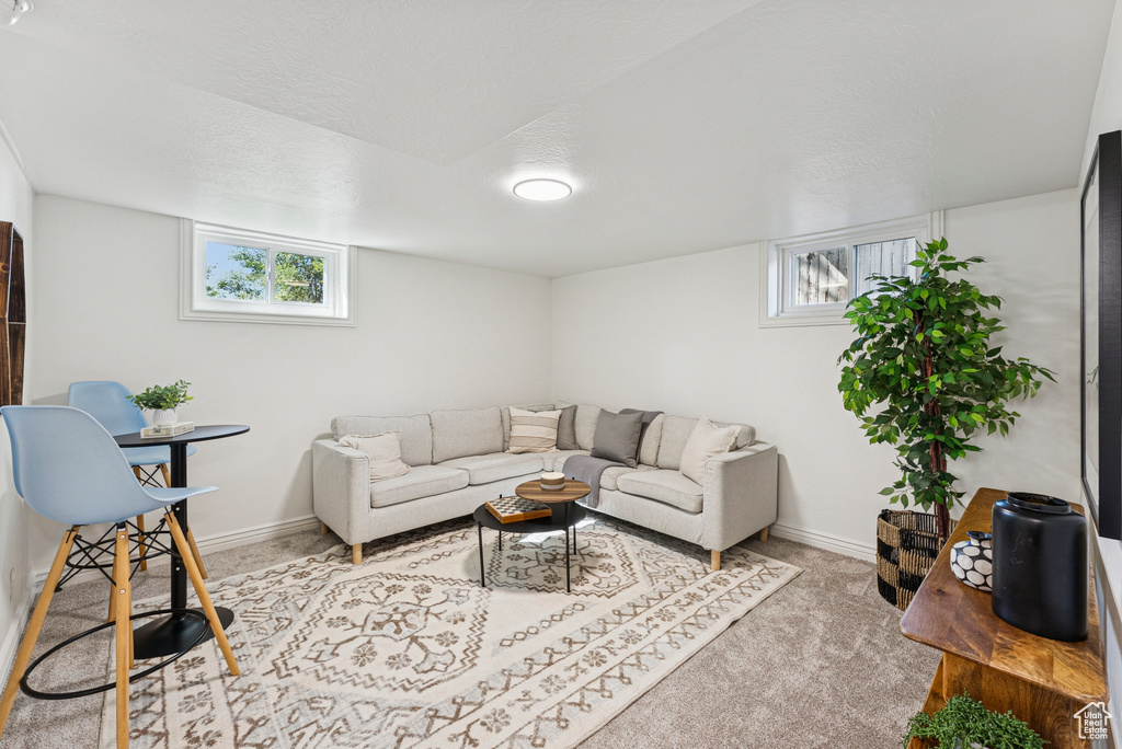 143 W 300 N Lehi, UT 84043