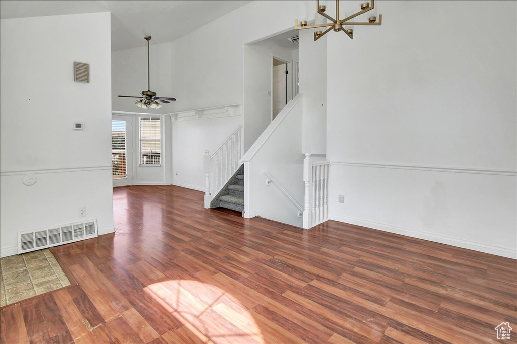 Photo 5 for MLS #2112703 at 5041 Midland Dr