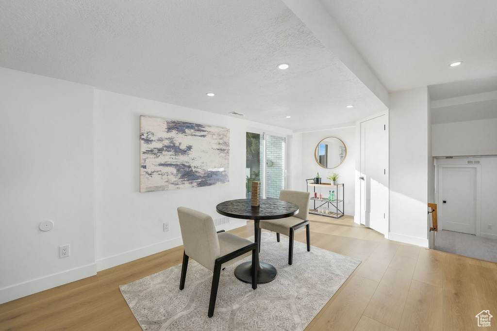 9752 S GRANITE HILL DR Sandy, UT 84092