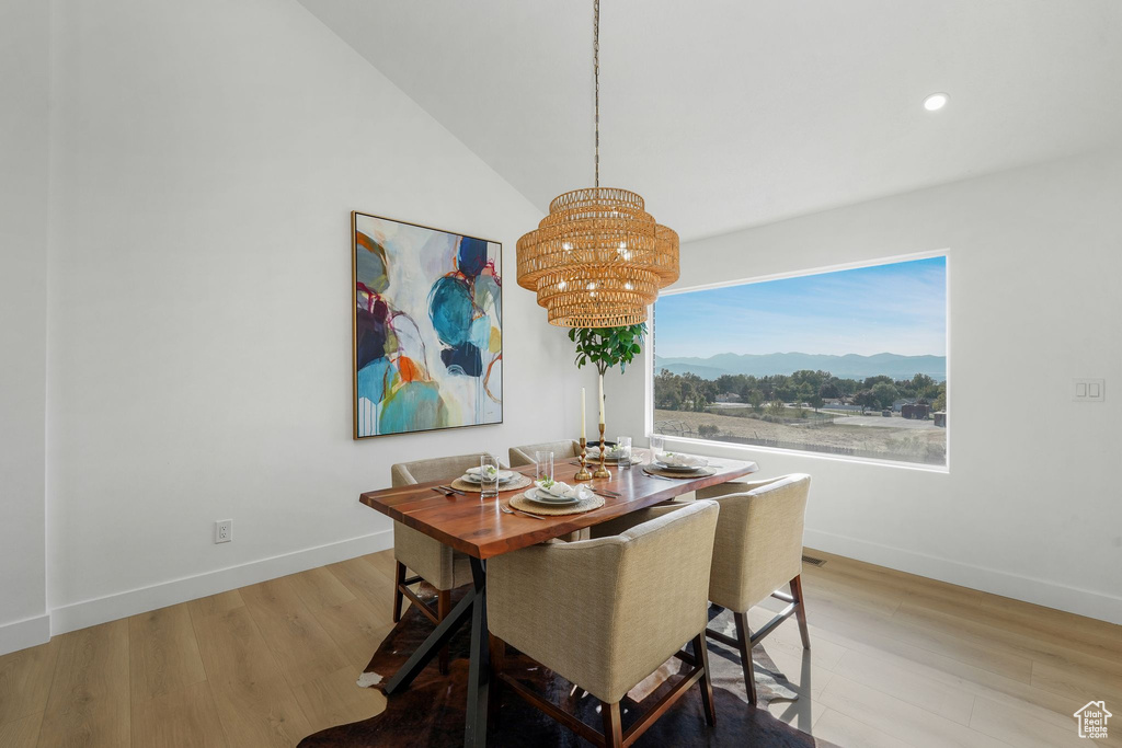 9752 S GRANITE HILL DR Sandy, UT 84092