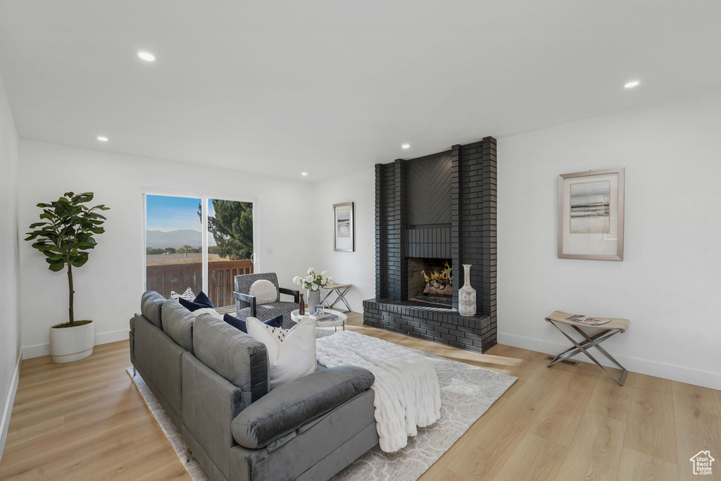 9752 S GRANITE HILL DR Sandy, UT 84092