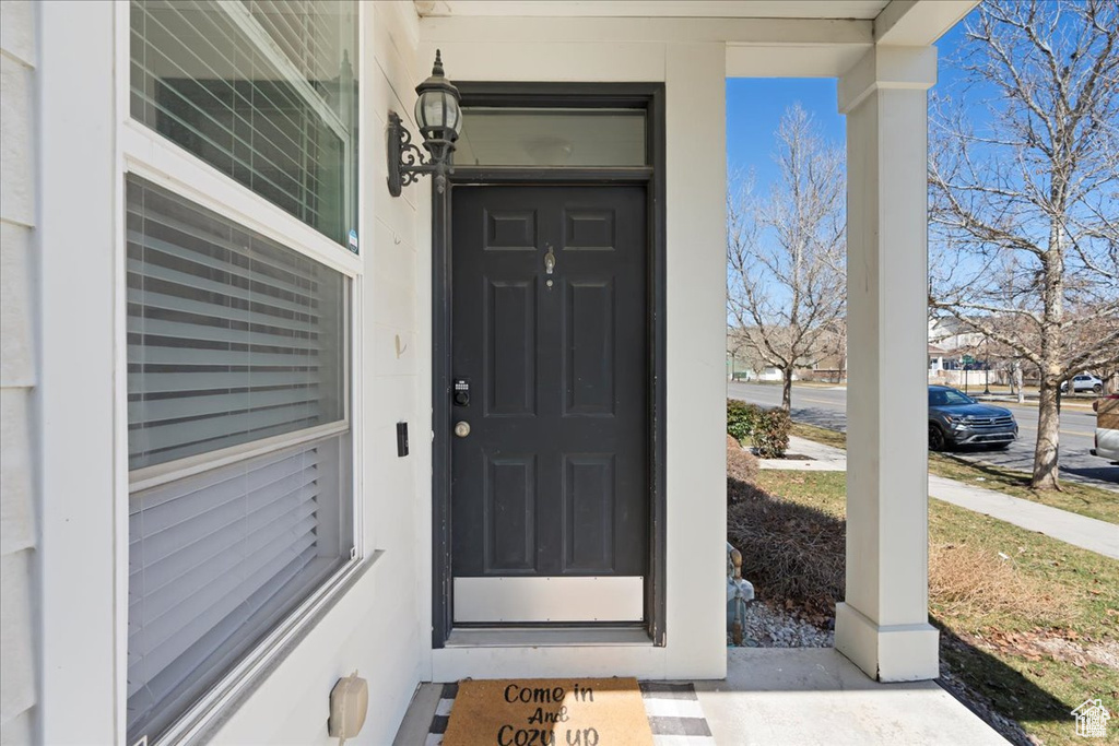 Photo 4 for MLS #2112721 at 11592 S Grandville Ave