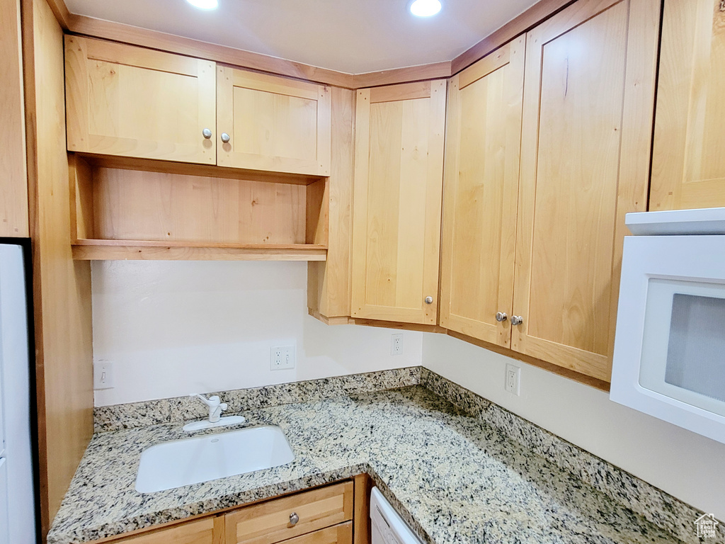 Photo 6 for MLS #2112724 at 1940 Prospector Ave #106