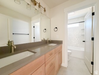 2467 N DESERET VIEW ST Tooele, UT 84074