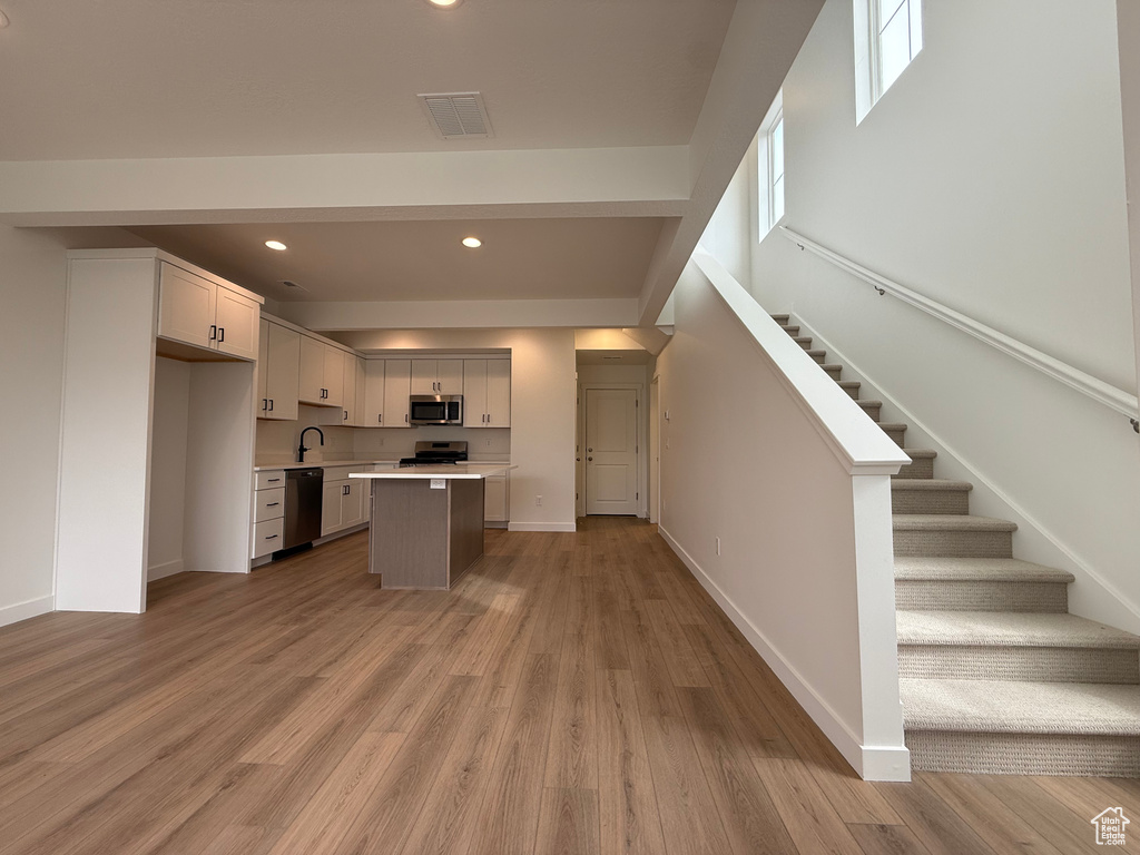 Photo 3 for MLS #2112730 at 6918 W Granbury Dr #359