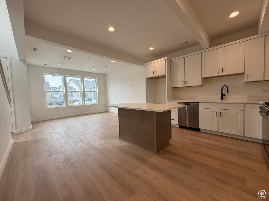 Photo 5 for MLS #2112730 at 6918 W Granbury Dr #359