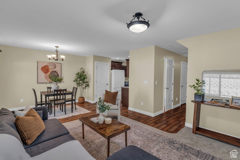Photo 5 for MLS #2112732 at 1839 E Whitetail Dr