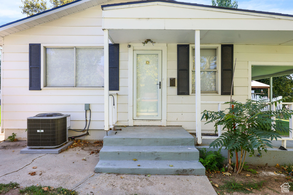 3813 GRANDVIEW DR Ogden, UT 84403