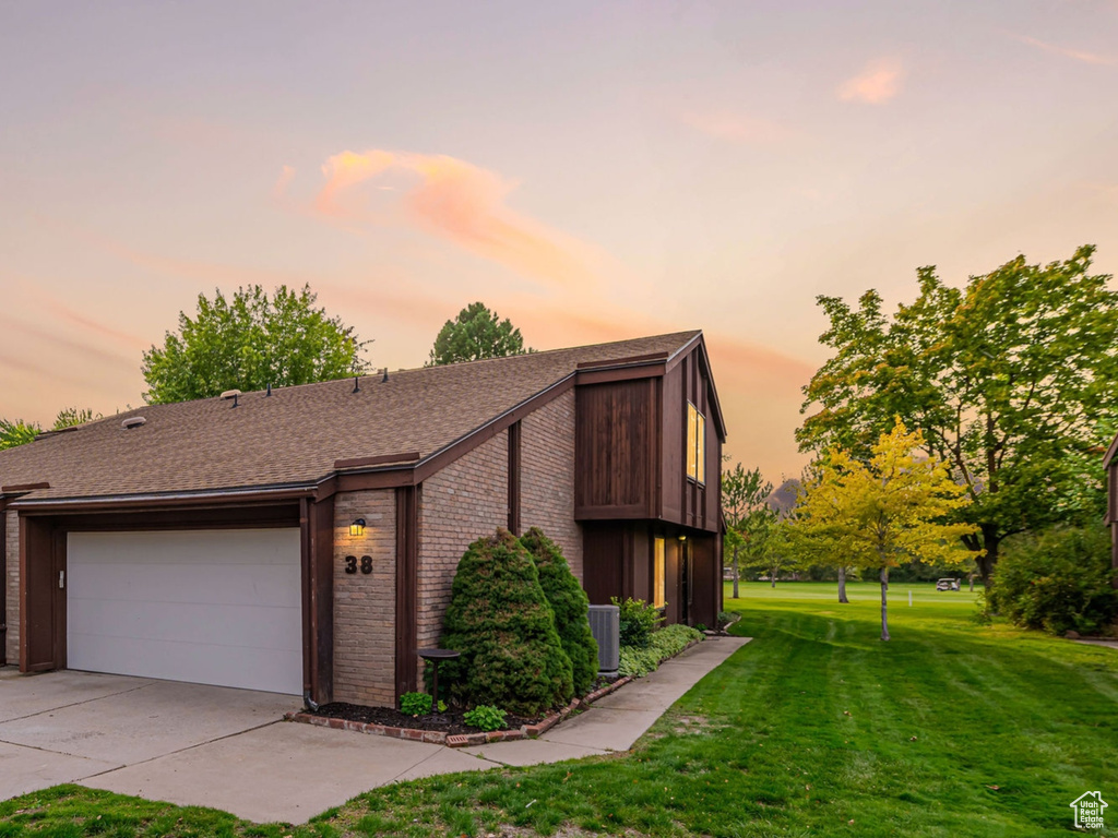 38 N WHITE BARN DR Pleasant View, UT 84414