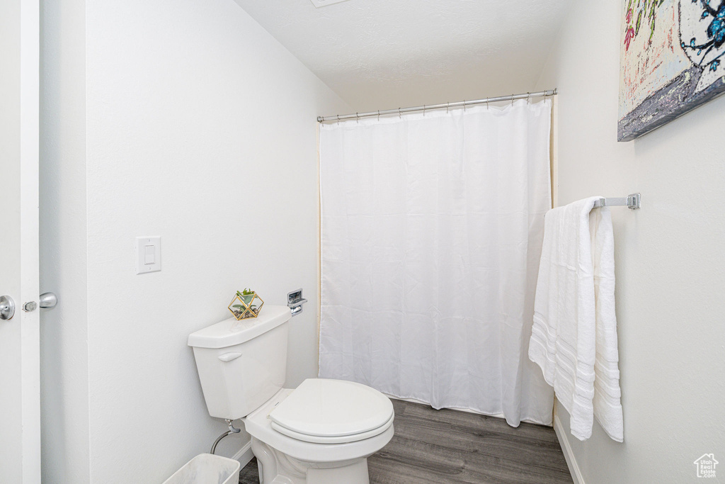 38 N WHITE BARN DR Pleasant View, UT 84414