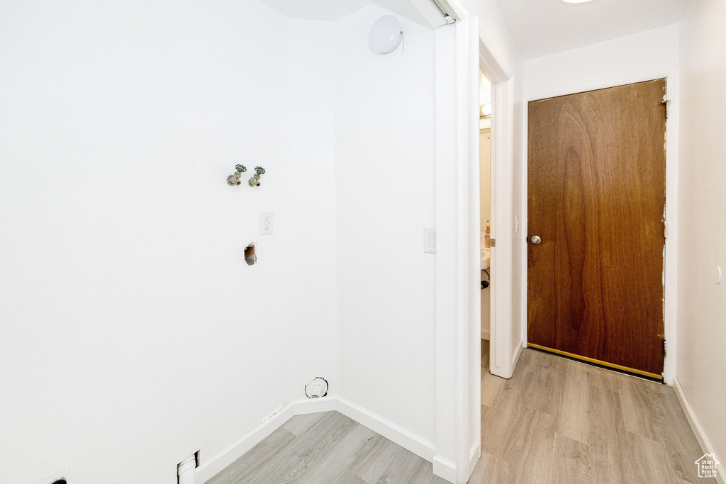 38 N WHITE BARN DR Pleasant View, UT 84414